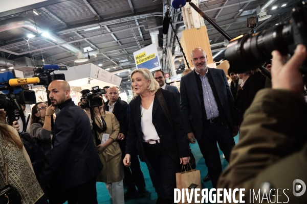 Marine le pen au salon made in france 2022