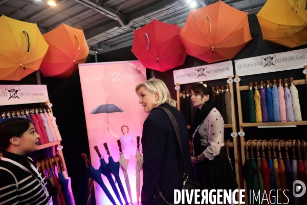 Marine le pen au salon made in france 2022