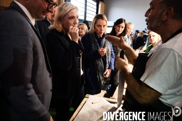 Marine le pen au salon made in france 2022