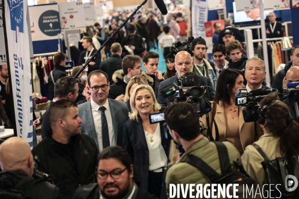 Marine le pen au salon made in france 2022