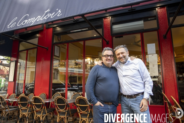 Yves CAMDEBORDE et Bruno DOUCET devant le Comptoir, le restaurant du Relais St Germain
