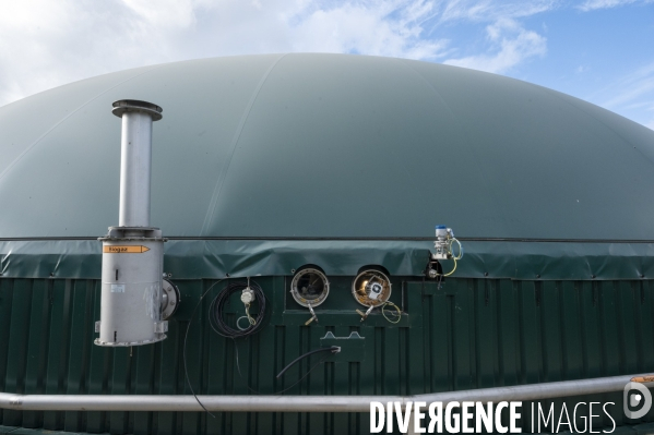 Dans l Oise, unité de méthanisation agricole, équipée d une unité expérimentale de transformation du CO2 en méthane.