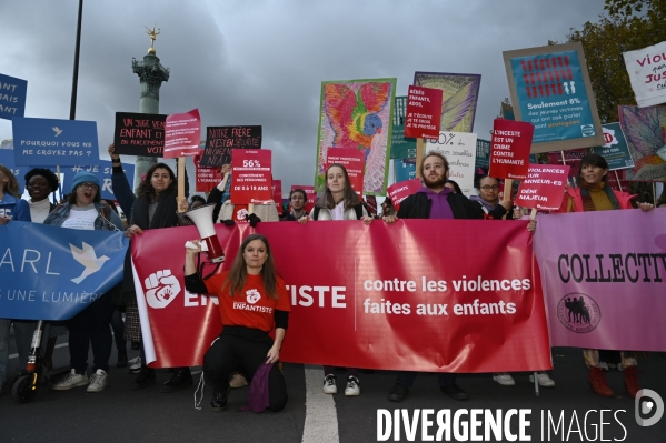 Demonstration Nous Toutes in Paris against sexist and sexual violence. Manifestation Nous Toutes à Paris contre les violences sexistes et sexuelles.