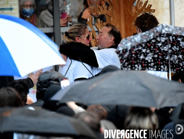 Marche blanche en hommage à Lola