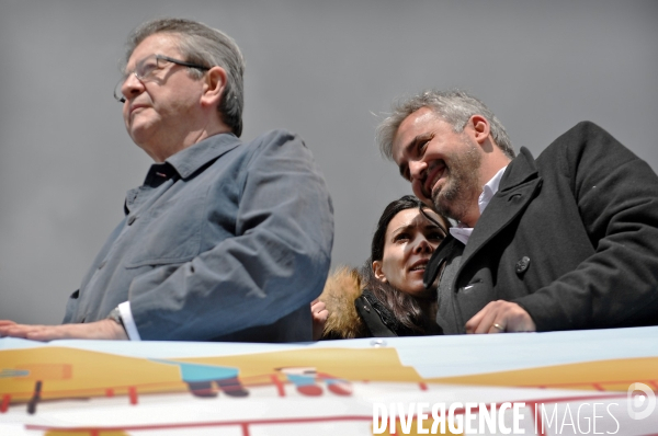 Jean Luc Melenchon avec Sophia CHIKIROU