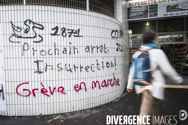 Blocage de l universite Paris 8 par des etudiants