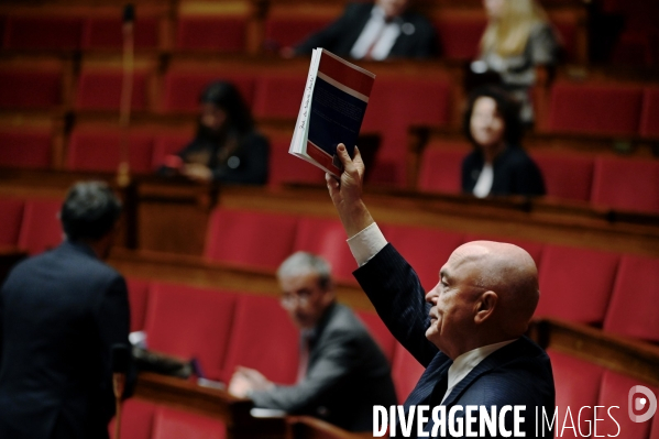 L Assemblée nationale vote en première lecture l inscription du droit à l IVG dans la Constitution