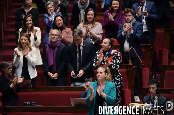 L Assemblée nationale vote en première lecture l inscription du droit à l IVG dans la Constitution