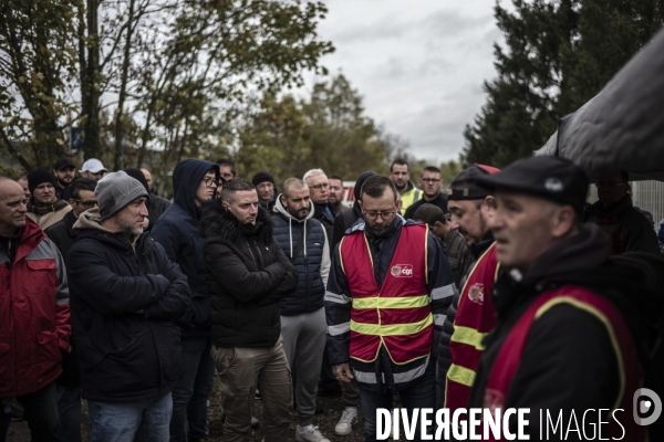 Grève des salariés de l entreprise Ponticelli