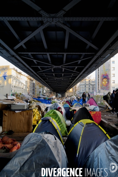 Migrants à Paris