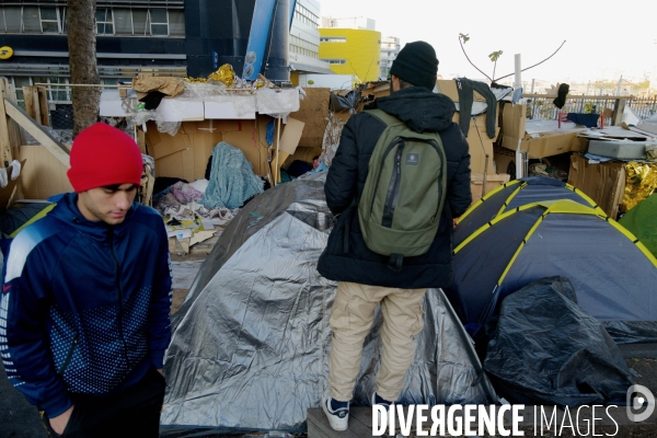 Migrants à Paris