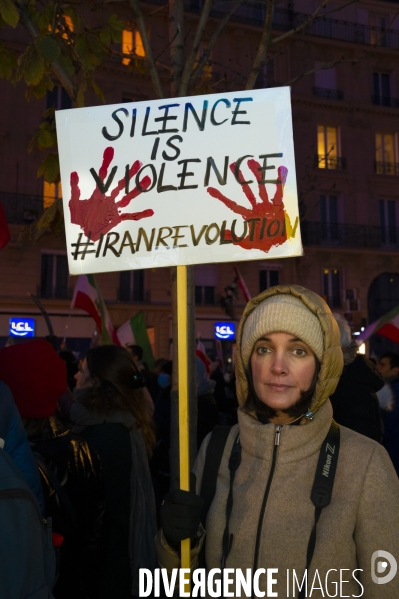 Iran la révolte. Manifestation en soutien à la contestation iranienne, aux femmes iraniennes, et contre le pouvoir en Iran.