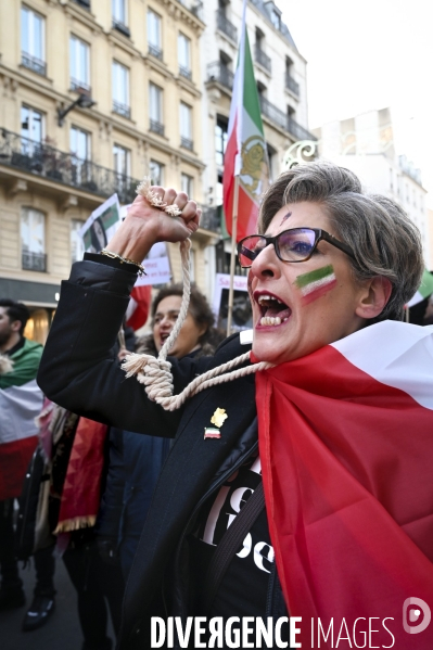 Iran la révolte. Manifestation en soutien à la contestation iranienne, aux femmes iraniennes, et contre le pouvoir en Iran.