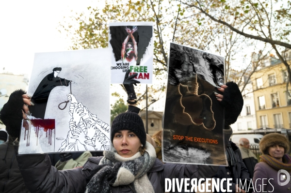 Iran la révolte. Manifestation en soutien à la contestation iranienne, aux femmes iraniennes, et contre le pouvoir en Iran.