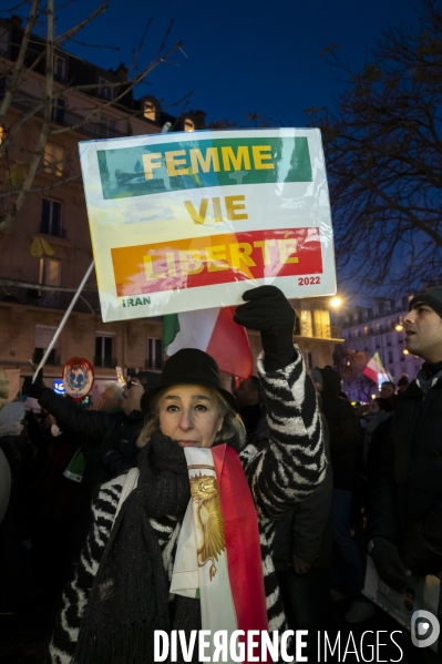 Iran la révolte. Manifestation en soutien à la contestation iranienne, aux femmes iraniennes, et contre le pouvoir en Iran.