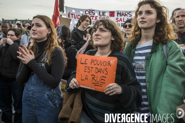 Manifestation spontanée place de la Concorde