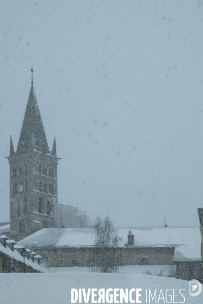 Embrun sous la neige