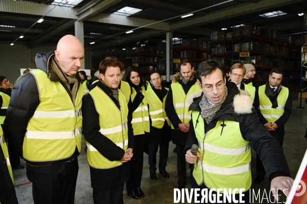 Déplacement de Roland Lescure et de Clément Beaune au Port de Gennevilliers