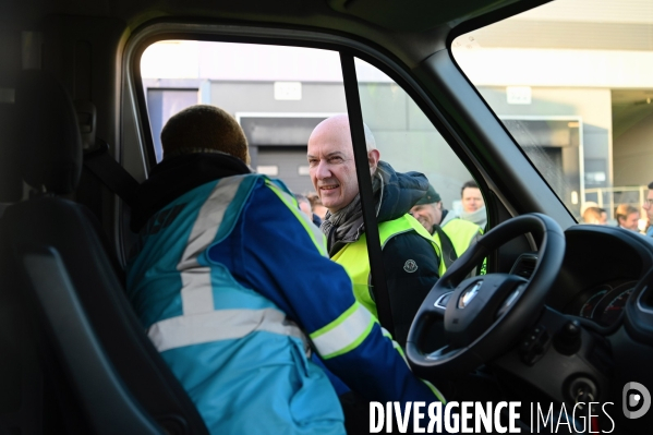 Déplacement de Roland Lescure et de Clément Beaune au Port de Gennevilliers