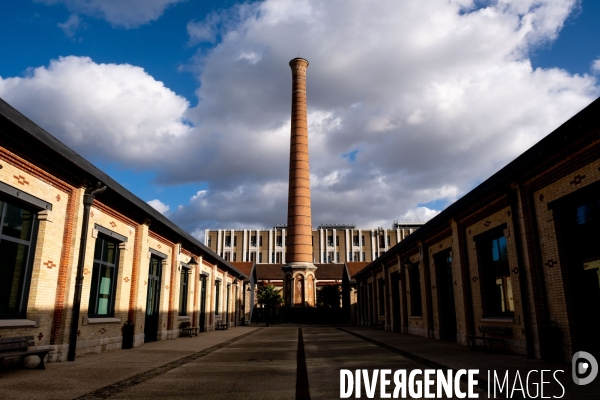 Cheminee de l Institut National du Patrimoine a Aubervilliers