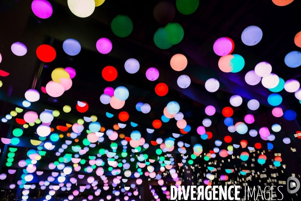 Installation artistique lumineuse  Pixel Avenue  à Saint Denis