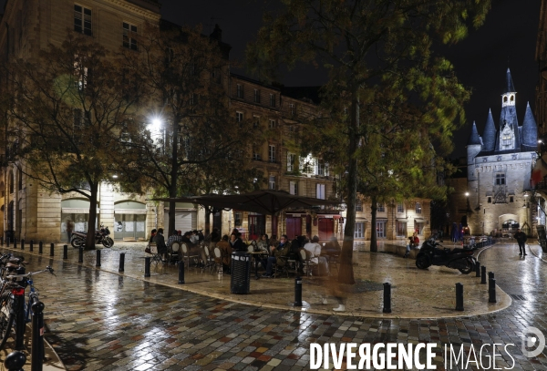 Bordeaux la nuit, Porte Cailhau