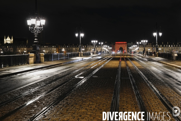 Bordeaux la nuit, le Pont de Pierre