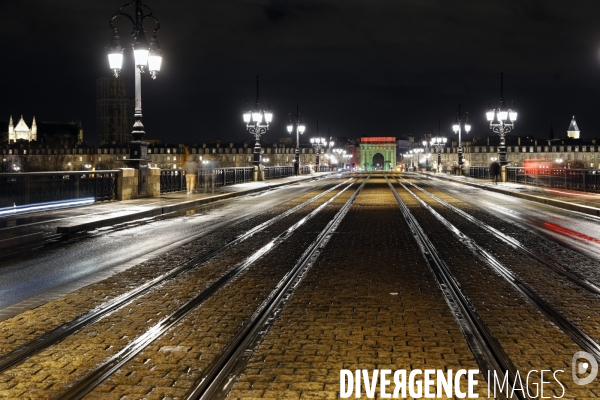 Bordeaux la nuit, le Pont de Pierre