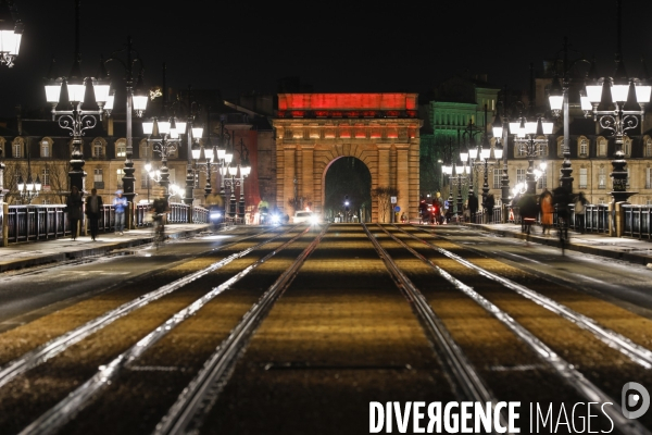 Bordeaux la nuit, le Pont de Pierre