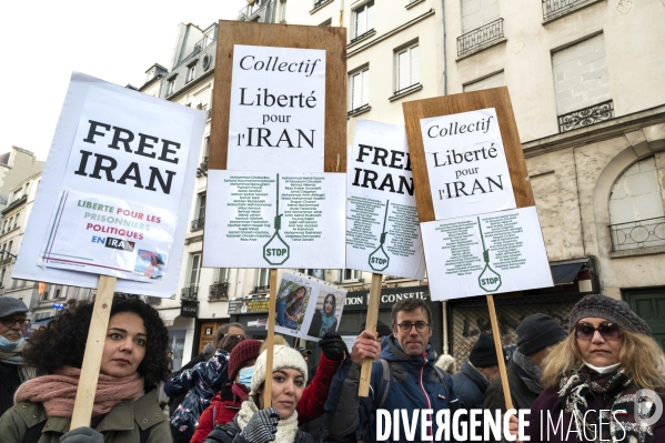 Iran la révolte. Manifestation en soutien à la contestation iranienne, aux femmes iraniennes, et contre le pouvoir en Iran.