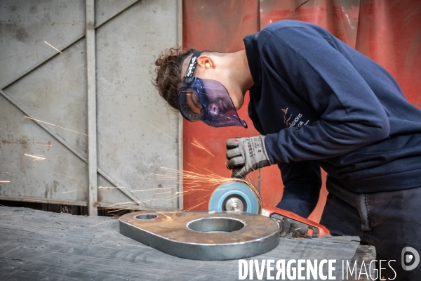 Apprentissage en chaudronnerie chez les compagnons du devoir et du tour de france