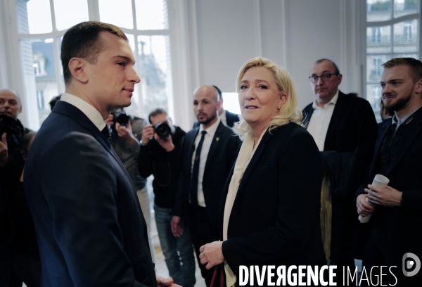 Jordan Bardella avec Marine le pen