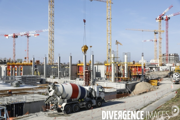 Construction du nouveau quartier Deschamps-Belvédère sur la rive droite de la Garonne