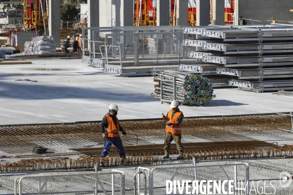Construction du nouveau quartier Deschamps-Belvédère sur la rive droite de la Garonne