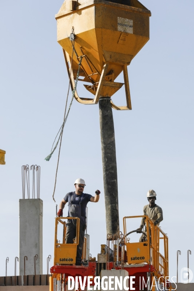 Construction du nouveau quartier Deschamps-Belvédère sur la rive droite de la Garonne