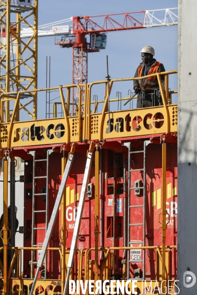 Construction du nouveau quartier Deschamps-Belvédère sur la rive droite de la Garonne