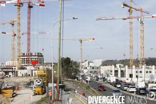 Construction du nouveau quartier Deschamps-Belvédère sur la rive droite de la Garonne