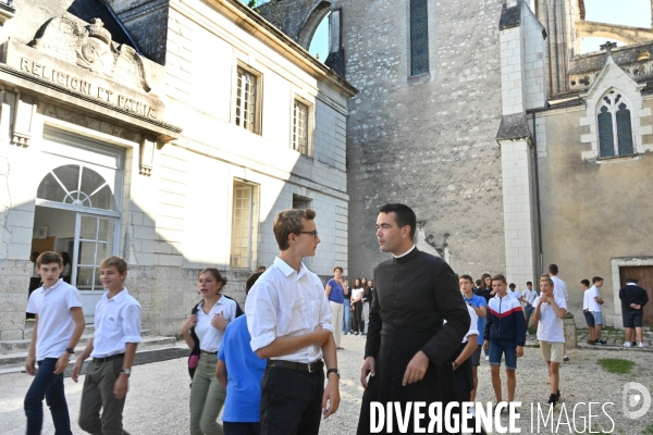 Lycée et collège catholiques de l Abbaye de Pontlevoy