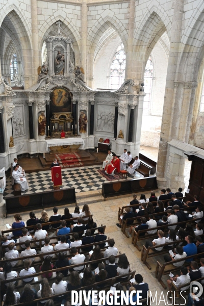 Lycée et collège catholiques de l Abbaye de Pontlevoy