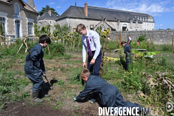 Lycée et collège catholiques de l Abbaye de Pontlevoy