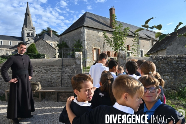 Lycée et collège catholiques de l Abbaye de Pontlevoy