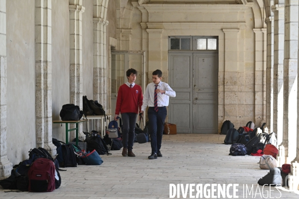 Lycée et collège catholiques de l Abbaye de Pontlevoy