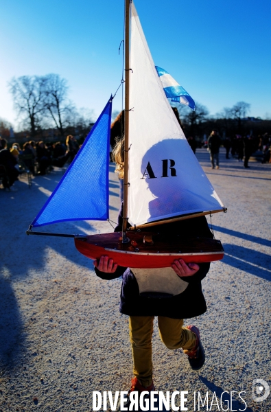 Les p tits bateaux du jardin du Luxembourg