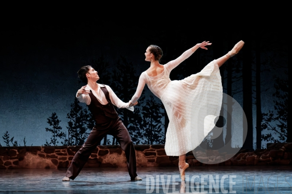 Giselle / Martin Chaix / Ballet de l Opéra national du Rhin