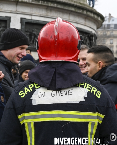 Manifestation contre la reforme des retraites, paris