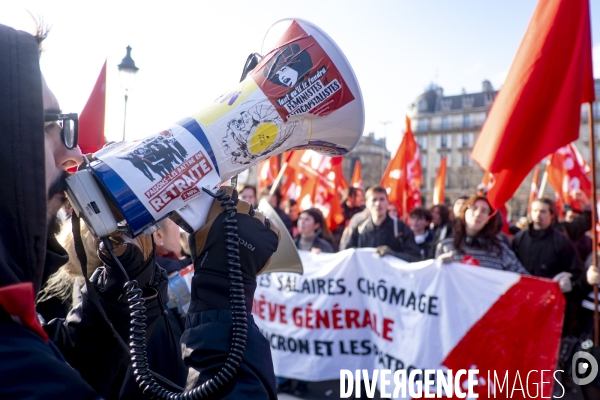 Les jeunes manifestent contre la réforme des retraites