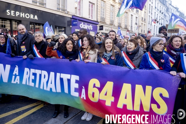 Les jeunes manifestent contre la réforme des retraites