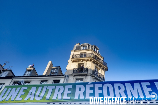 Les jeunes manifestent contre la réforme des retraites