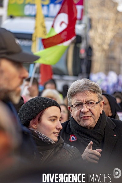 Les jeunes manifestent contre la réforme des retraites