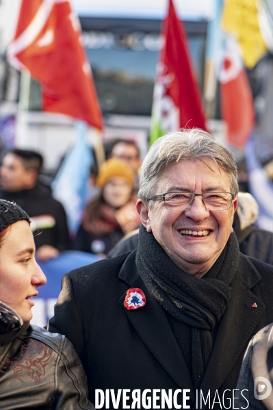 Les jeunes manifestent contre la réforme des retraites